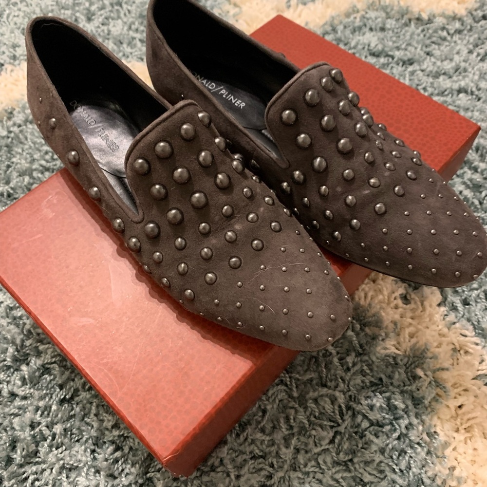 Donald Pliner size 9 Shoes